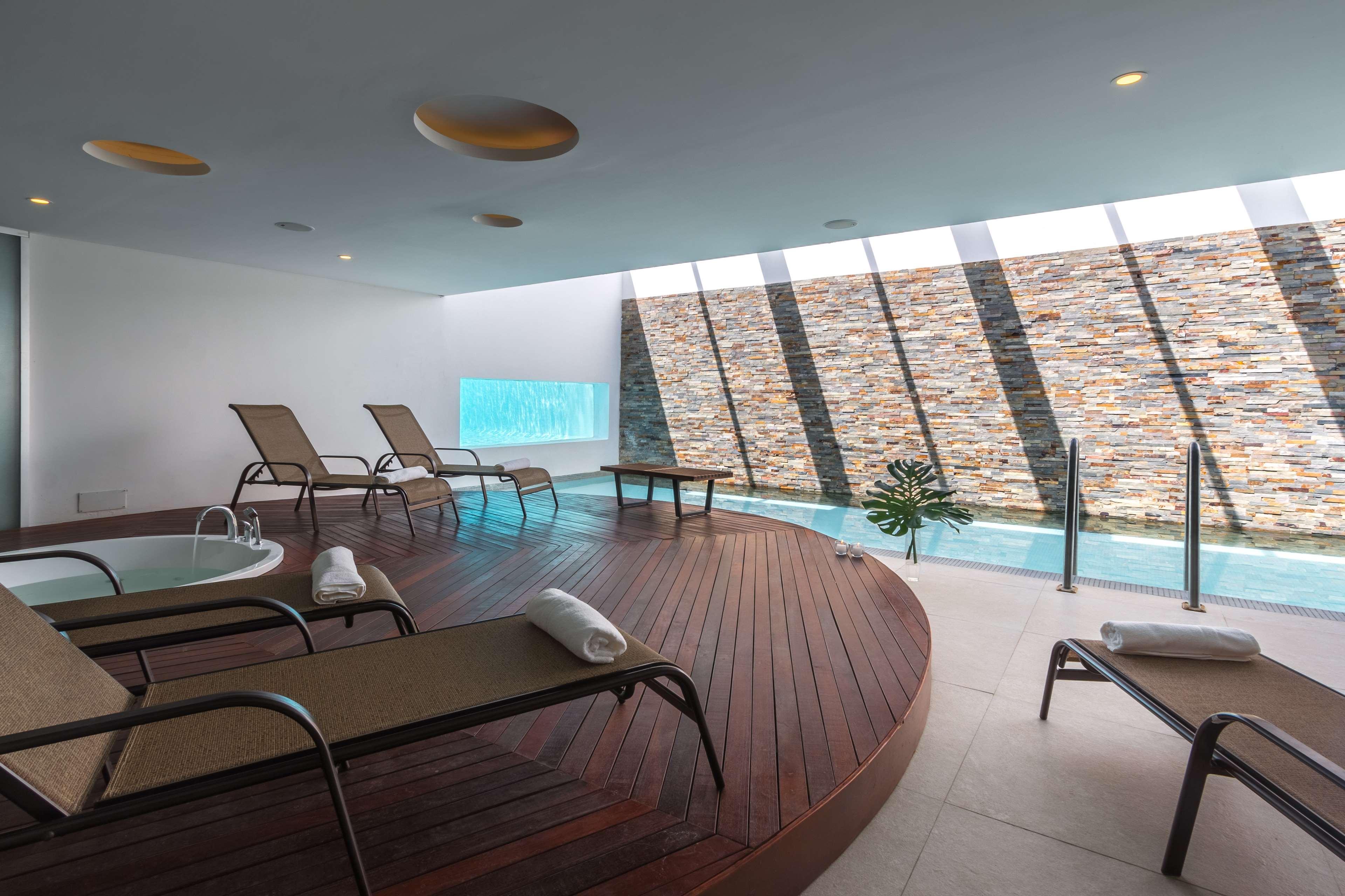 Dazzler By Wyndham Colonia Hotel โกโลเนีย เดล ซากราเมนโต ภายนอก รูปภาพ
