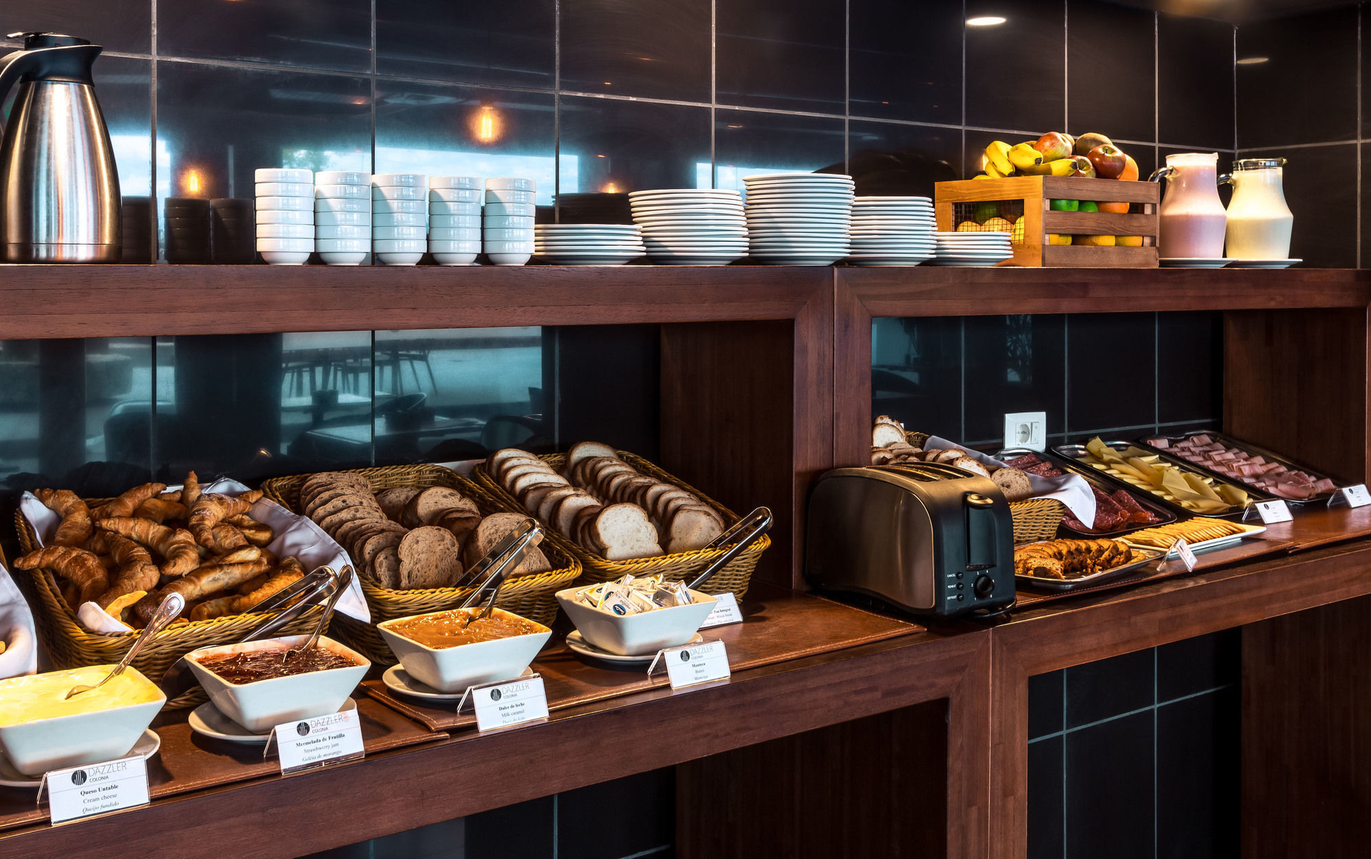 Dazzler By Wyndham Colonia Hotel โกโลเนีย เดล ซากราเมนโต ภายนอก รูปภาพ